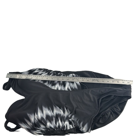 Miraclesuit swimsuit Side Effects Temptress flattering slimming vacation sz s/m - Picture 5 of 13